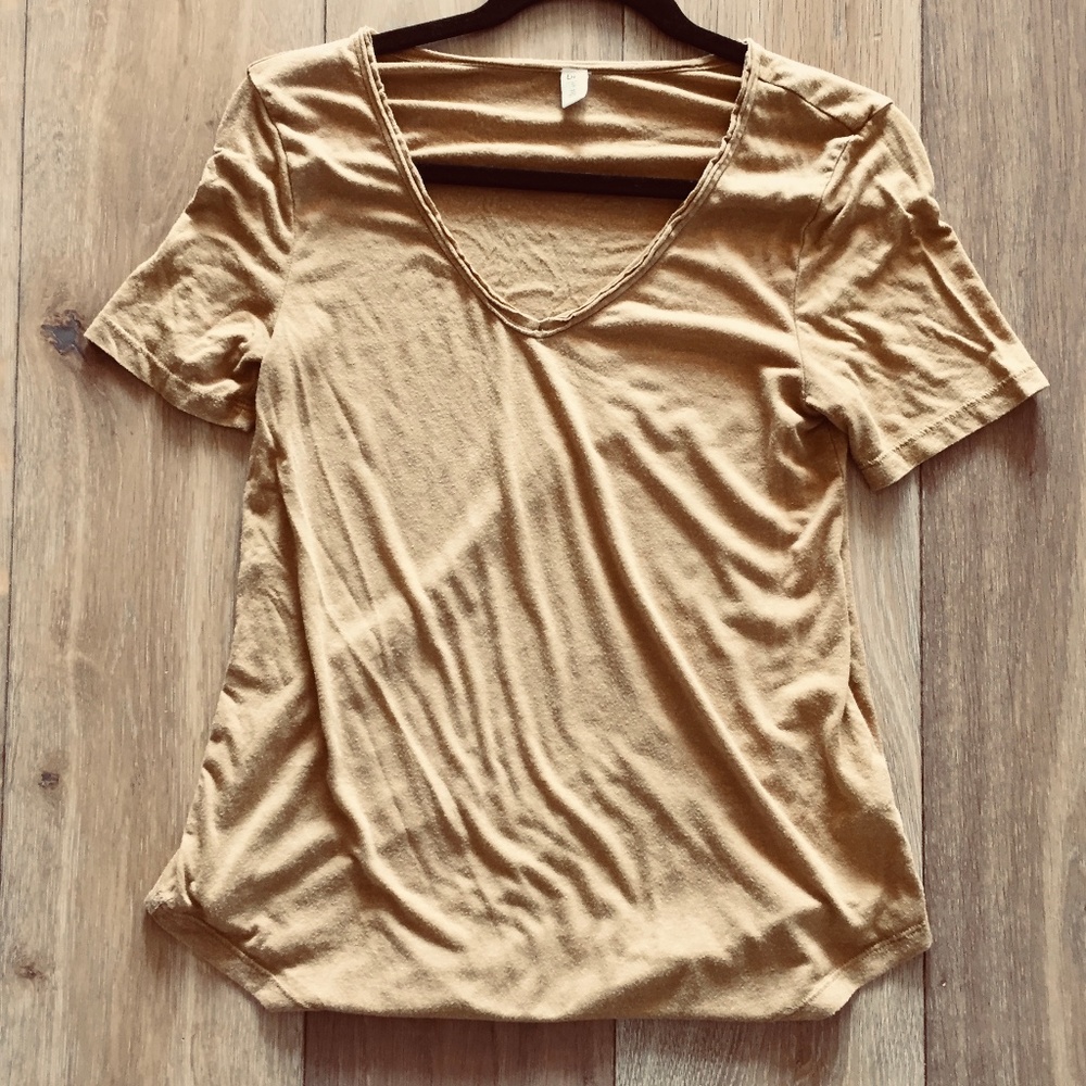 BP Raw Edge V-Neck Tee